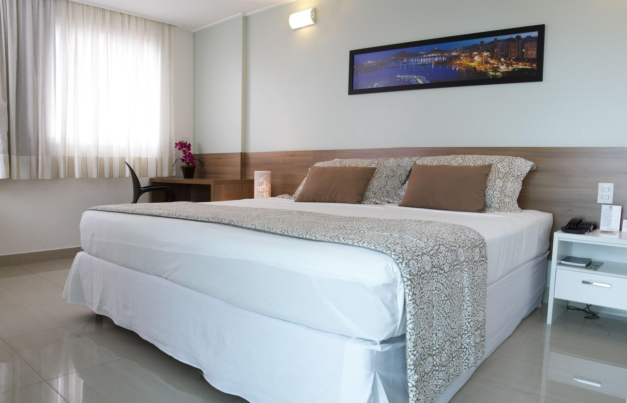 Alameda Vitoria Hotel Bagian luar foto